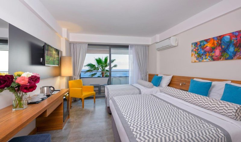 Alanya utazás Floria Beach Hotel