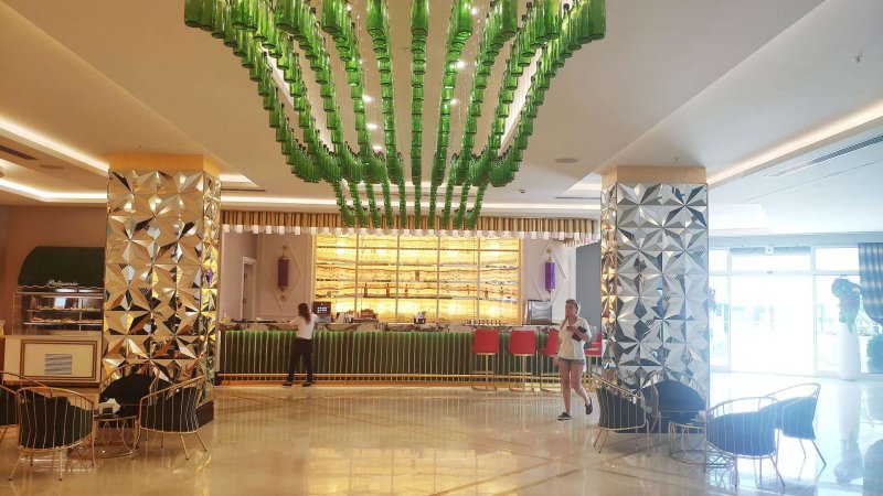 Alanya utazás Granada Luxury Beach