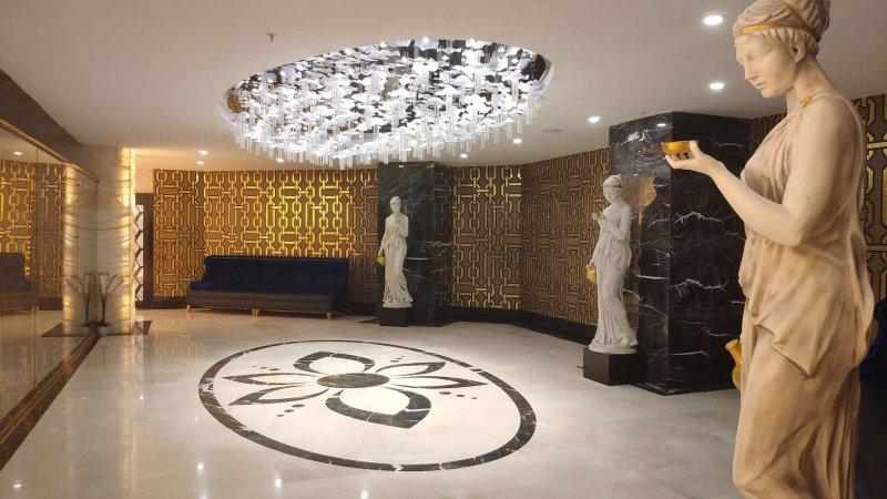 Alanya utazás Granada Luxury Beach