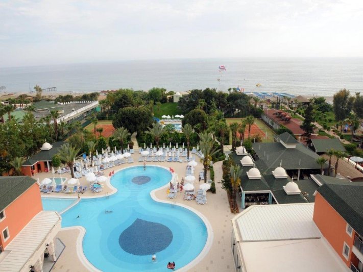 Alanya utazás Insula Resort
