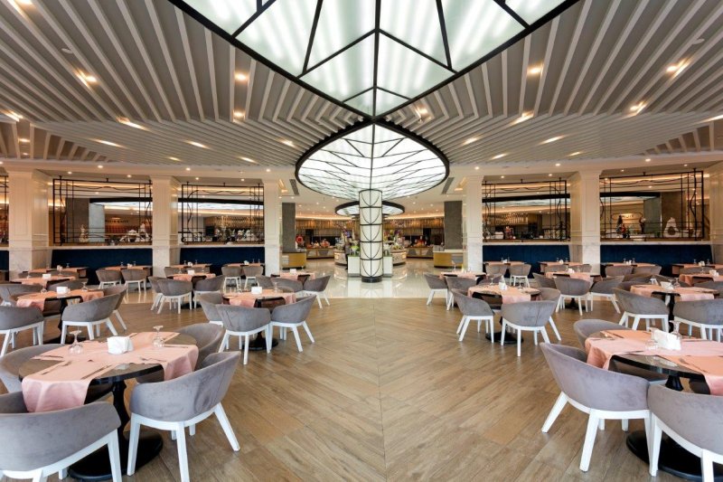 Alanya utazás Long Beach Resort & Spa Hotel