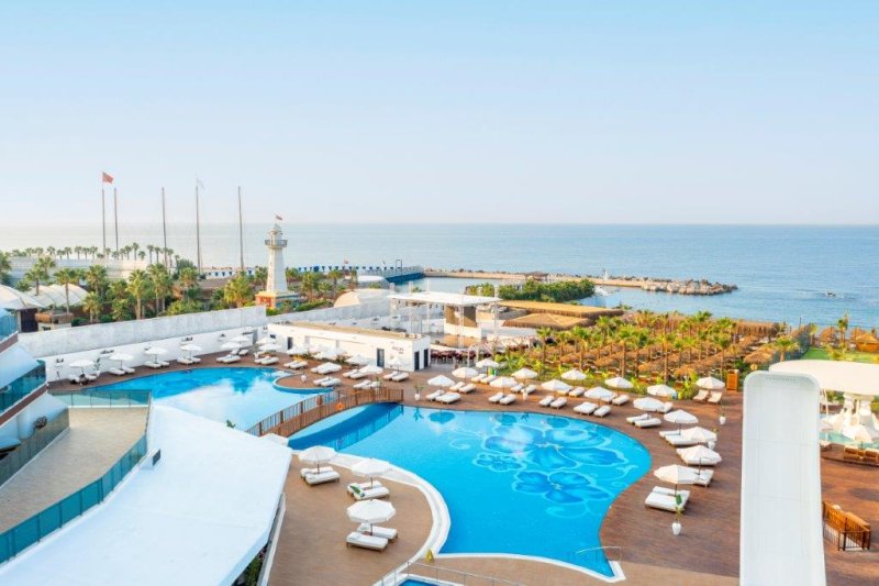 Alanya utazás Rubi Platinum Sign