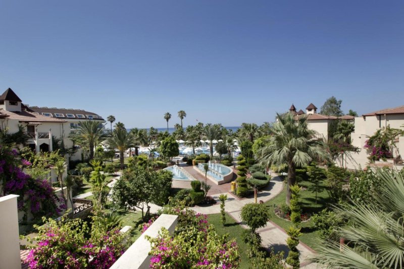 Alanya utazás Saphir Hotel & Villas