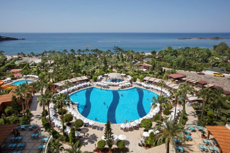Alanya utazás SAPHIR RESORT