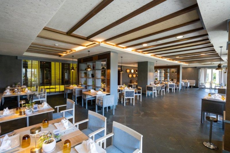 Antalya utazás Barut Collection Lara Resort