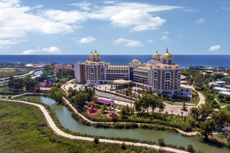 Antalya utazás Delphin BE Grand Resort Hotel
