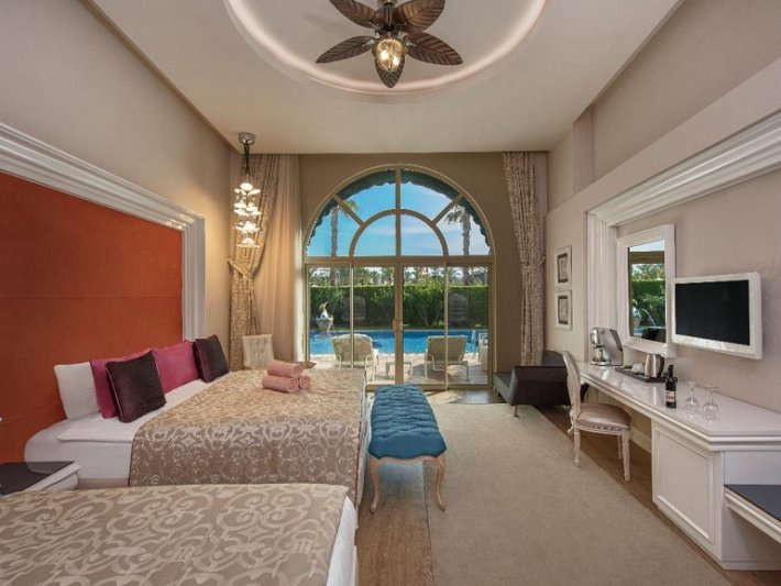 Antalya utazás Delphin Imperial Hotel