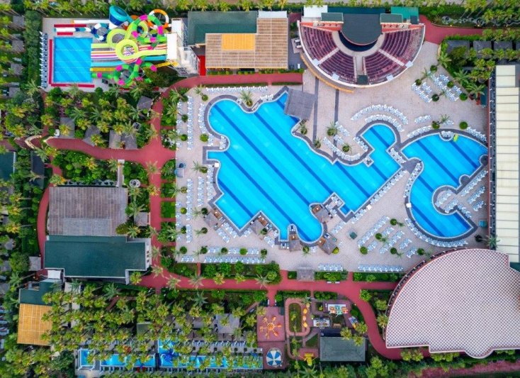 Antalya utazás Delphin Palace Hotel