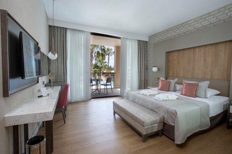 Antalya utazás Fame Residence Lara Hotel