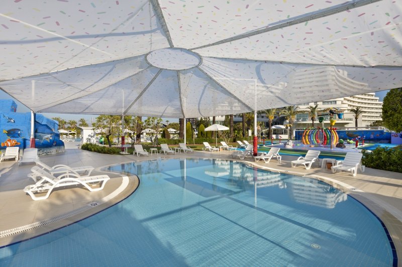 Antalya utazás Miracle Resort