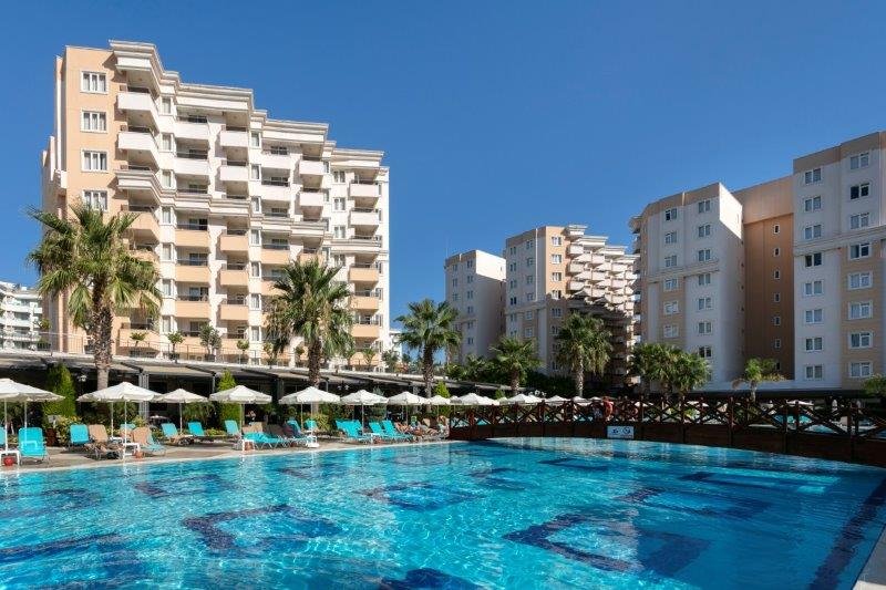 Antalya utazás Ramada Resort Lara