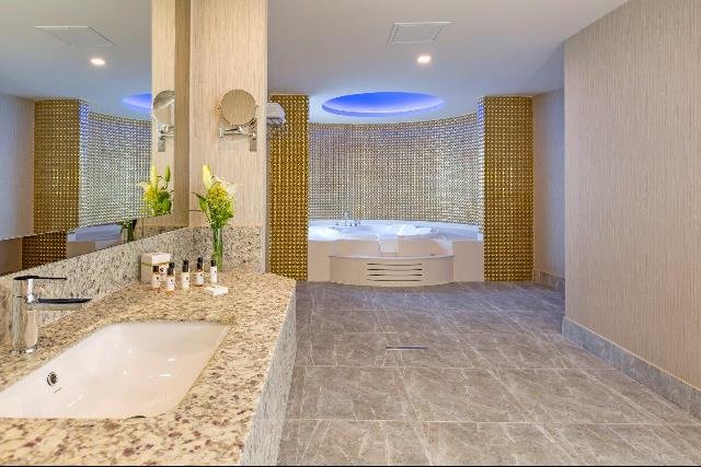 Antalya utazás Royal Seginus Hotel