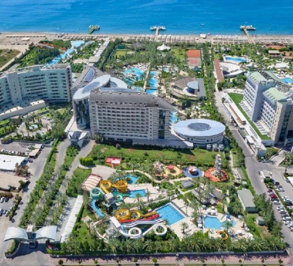 Antalya utazás Royal Wings Hotel