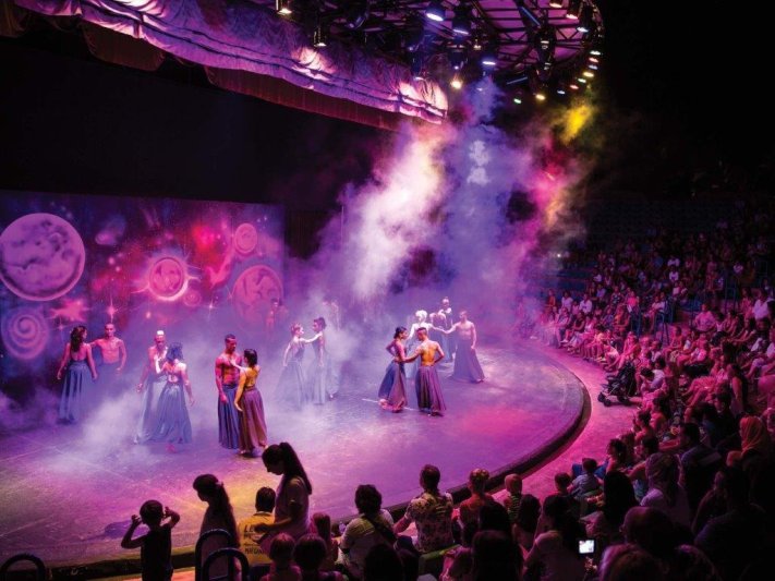 Antalya utazás Titanic Beach Lara Hotel