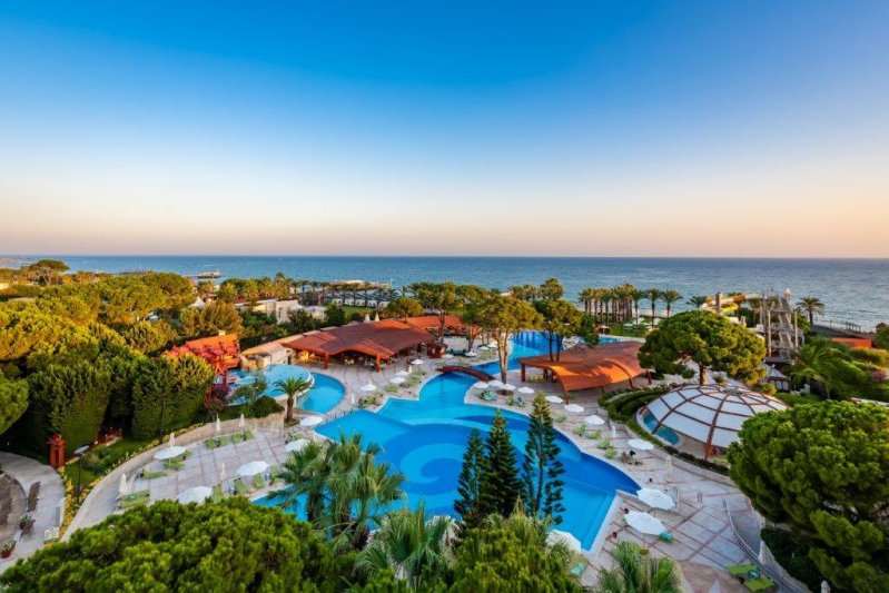 Belek utazás Paloma Sencia