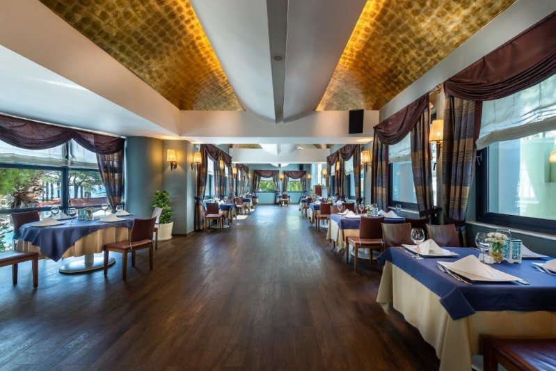 Belek utazás Paloma Sencia