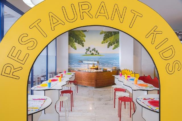 Costa Brava utazás Hotel Tahiti Playa