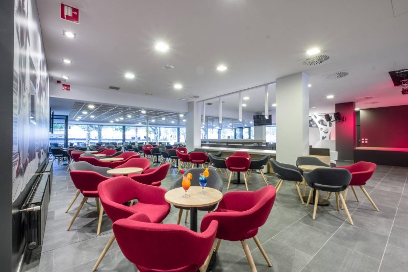 Costa Dorada utazás Hotel California Garden