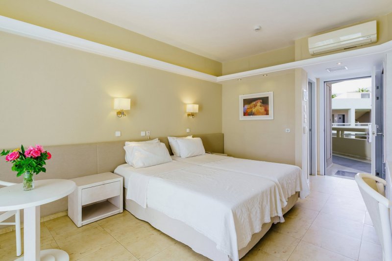 Kréta nyugat Hotel Pearl Beach Reythmno