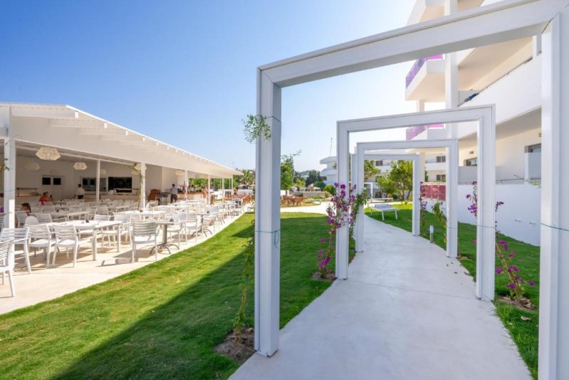 Rodosz utazás Hotel Stamos Plus 