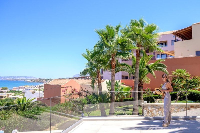 Kréta Agia Marina utazás Hotel Theo