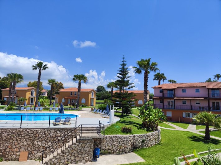 Kefalónia utazás Bessies Village 