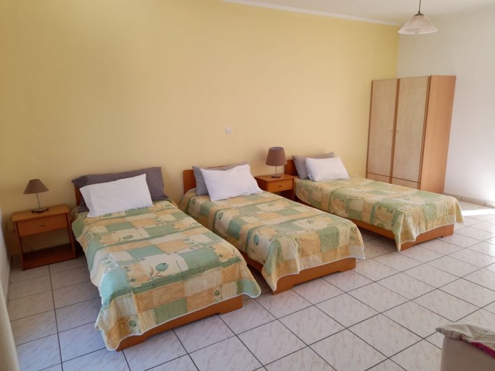 Kefalónia utazás Bessies Village 