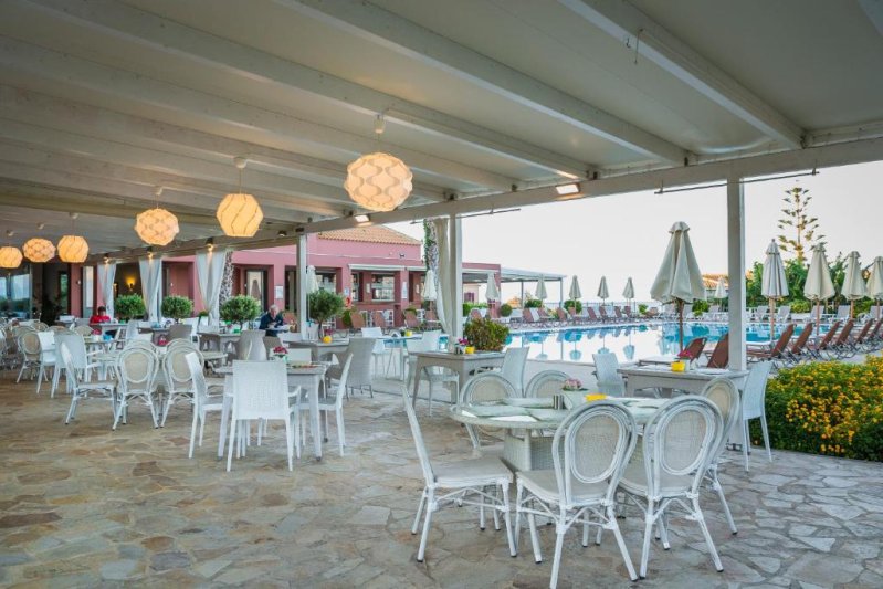 Kefalonia utazás Hotel Astra Village