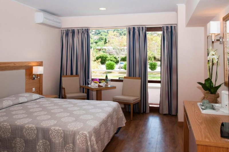 Kefalonia utazás Hotel Mediterranee