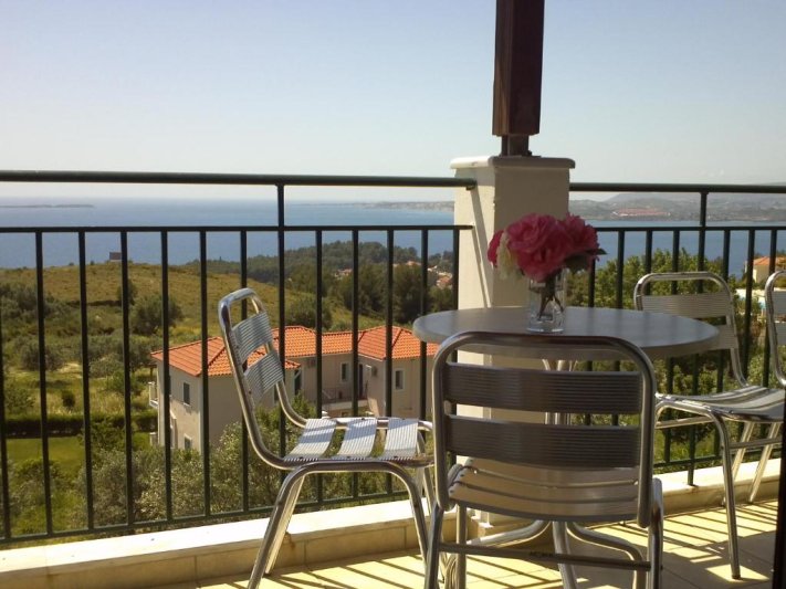 Kefalónia utazás Liberatos Village Apartmanház