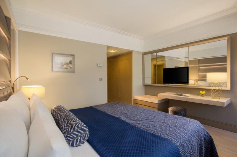 Kemer utazás Paloma Foresta Hotel