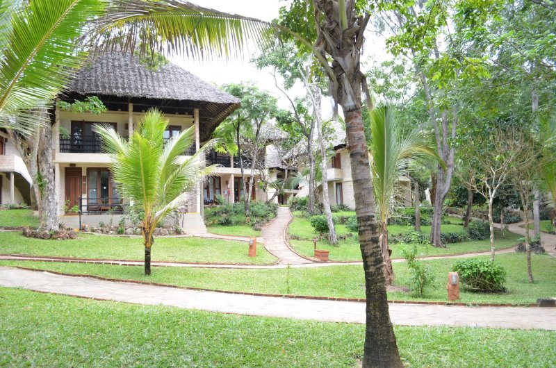 Kenya utazás Baobab Beach Resort & SPA