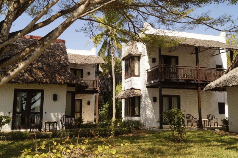 Kenya utazás Jacaranda Indian Ocean Beach Resort