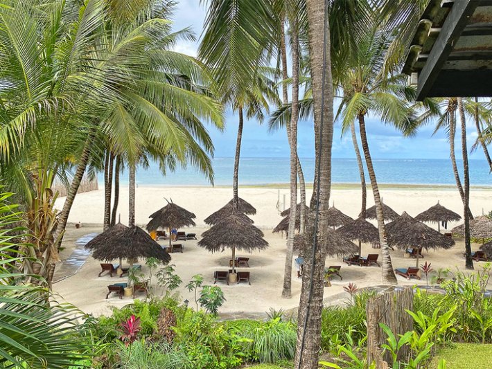 Kenya utazás Pinewood Beach Resort