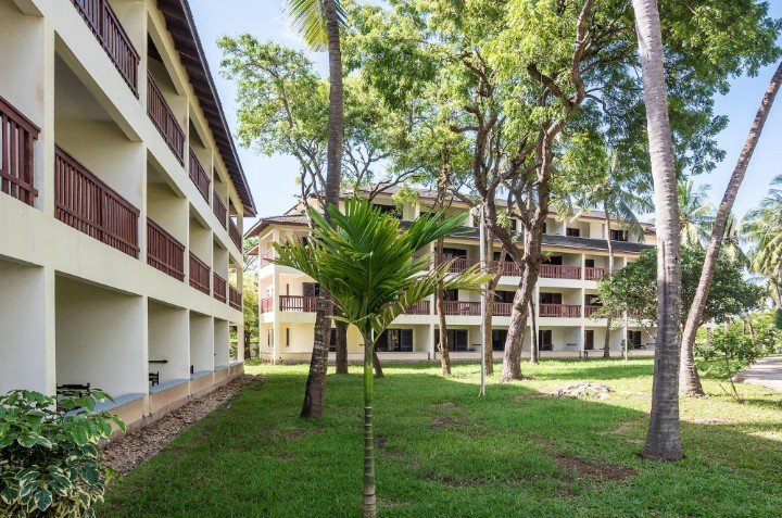 Kenya utazás PrideInn Flamingo Beach Resort