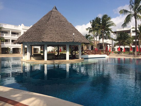 Kenya utazás PrideInn Paradise Beach Resort