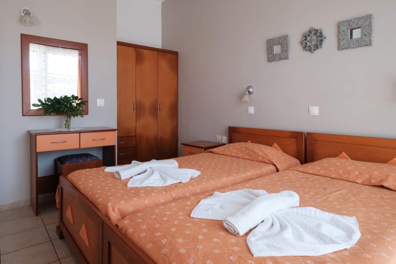 Korfu utazás Club Maria apartmanház - Sidari