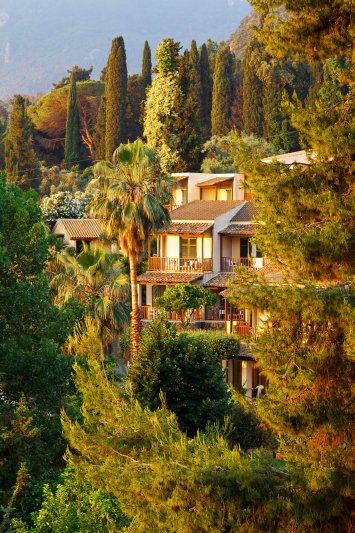 Korfu utazás Hotel Aeolos Beach Resort