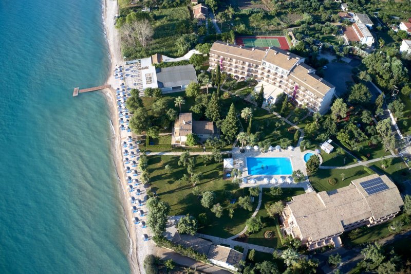 Korfu utazás Hotel Delfinia