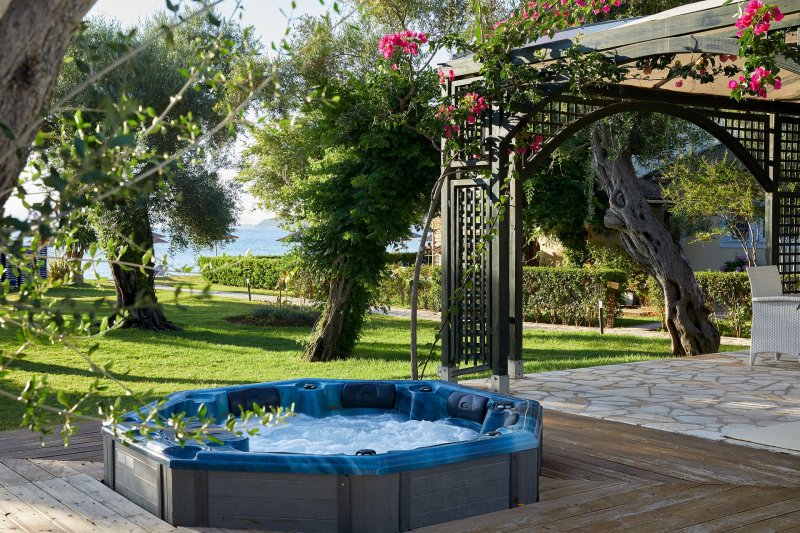 Korfu utazás Hotel Delfinia