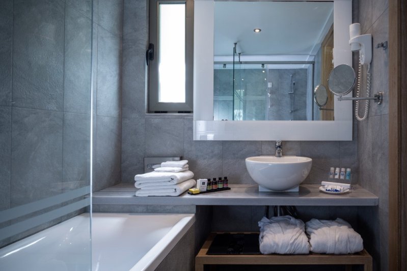 Korfu utazás Hotel Kontokali Bay