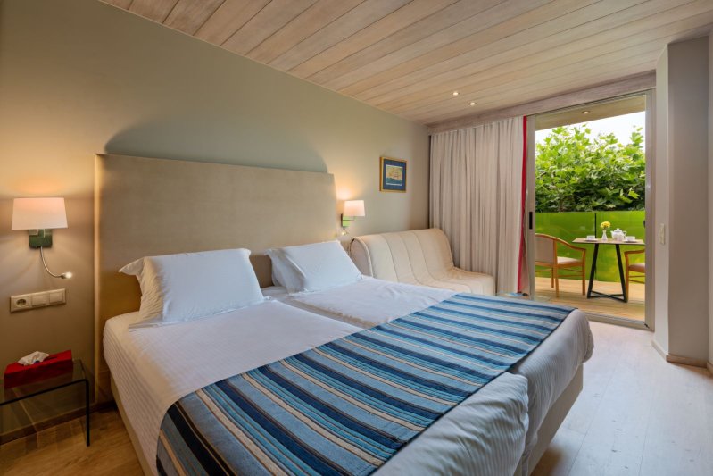 Kréta Kyma Suites Beach Hotel