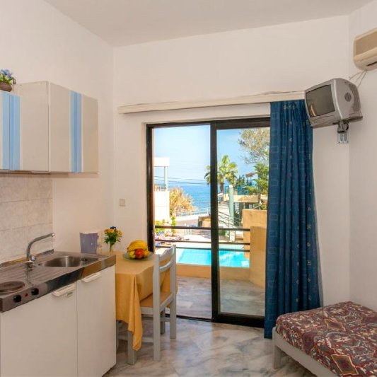 Kréta nyugat utazás Aparthotel Akasti 