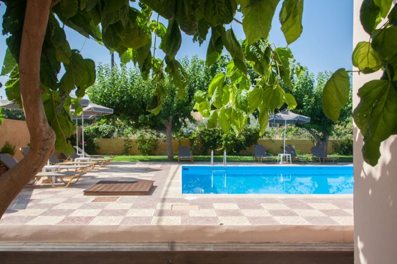 Kréta nyugat utazás Domenica Apartmanház