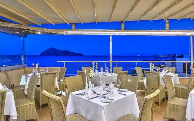 Kréta nyugat utazás Hotel Porto Platanias Beach Resort 