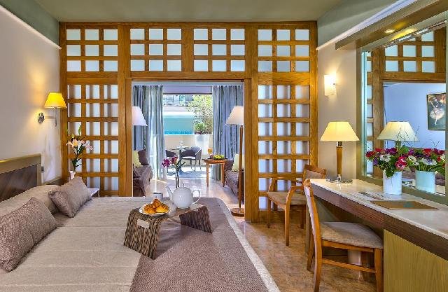 Kréta nyugat utazás Hotel Porto Platanias Beach Resort 