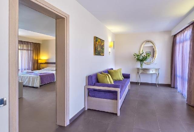 Kréta nyugat utazás Hotel Porto Platanias Beach Resort 