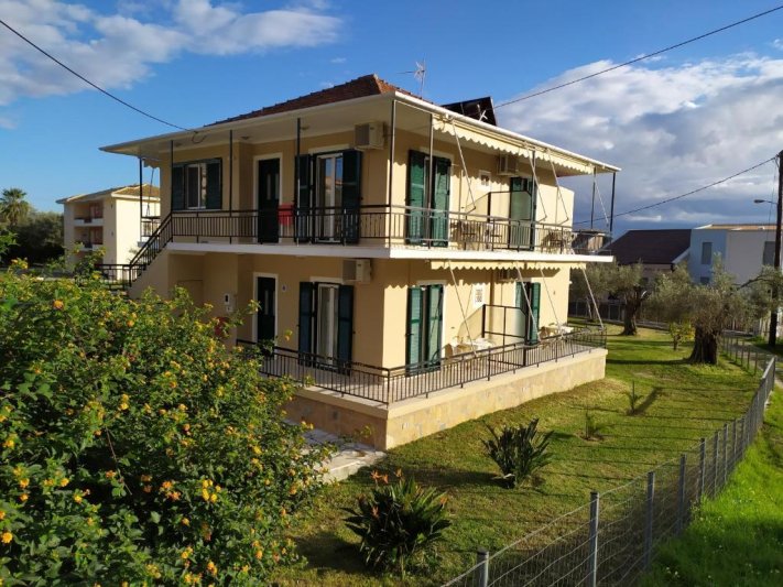 Lefkada-sziget Perigiali utazás Kostas apartmanház