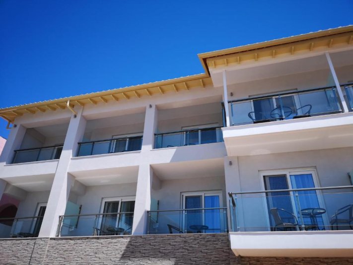 Lefkada-sziget utazás 3 Island View Hotel 