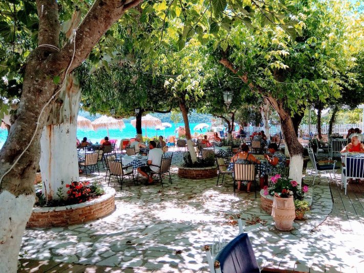 Lefkada-sziget utazás Delfini Hotel 